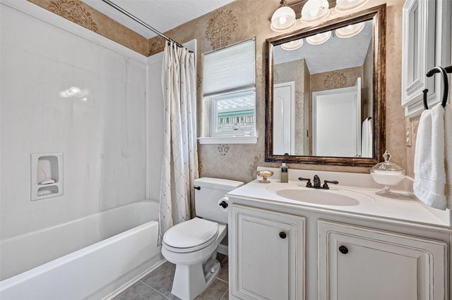1223 Parkhaven Lane, Houston, TX 77077