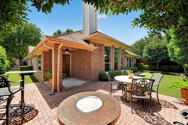 1223 Parkhaven Lane, Houston, TX 77077