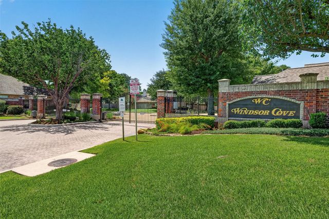 1223 Parkhaven Lane, Houston, TX 77077