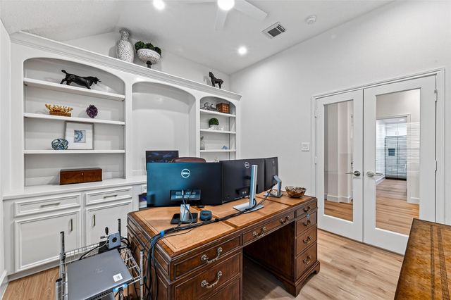 1223 Parkhaven Lane, Houston, TX 77077