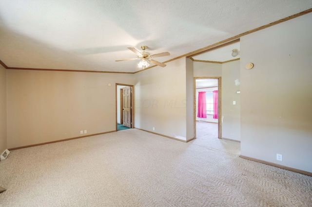 38482 Scout Road, Logan, OH 43138