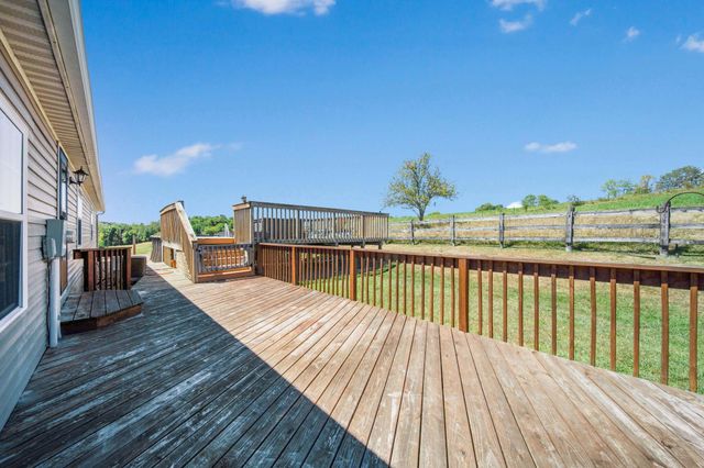 38482 Scout Road, Logan, OH 43138