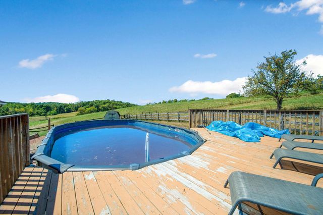 38482 Scout Road, Logan, OH 43138