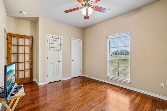 108 Medora Branch, Floresville, TX 78114