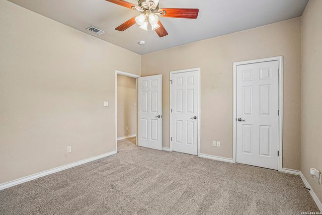 108 Medora Branch, Floresville, TX 78114