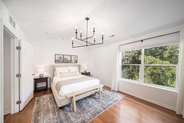 611 Pebblestone Lane, Chelsea, MI 48118