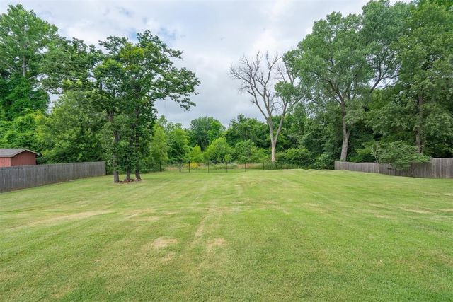 501 Buckboard Lane, Midwest City, OK 73130