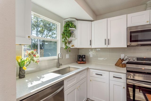 4430 W TRILBY AVENUE, Tampa, FL 33616