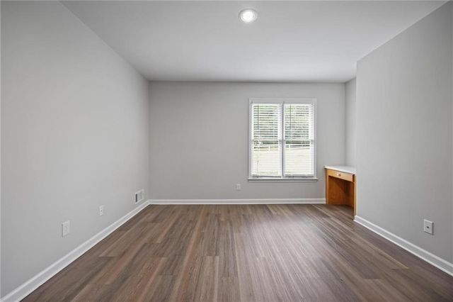 410 Hickory Walk, Woodstock, GA 30188