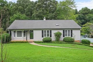 410 Hickory Walk, Woodstock, GA 30188