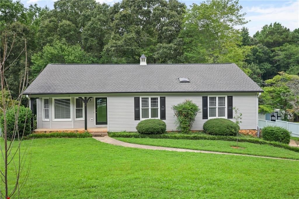 410 Hickory Walk, Woodstock, GA 30188