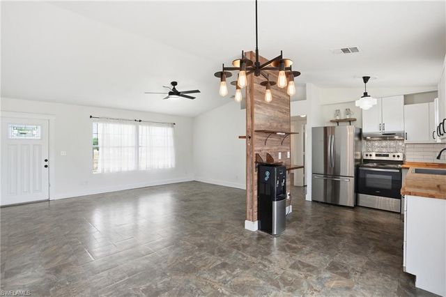 18 NW 26TH ST, Cape Coral, FL 33993