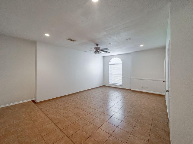 6222 Verde Valley Drive, Houston, TX 77396