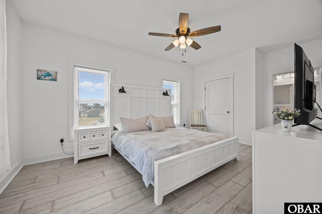 Image 17 of property listing at 24255 Dean Avenue Lot 20, Rodanthe, NC 27968