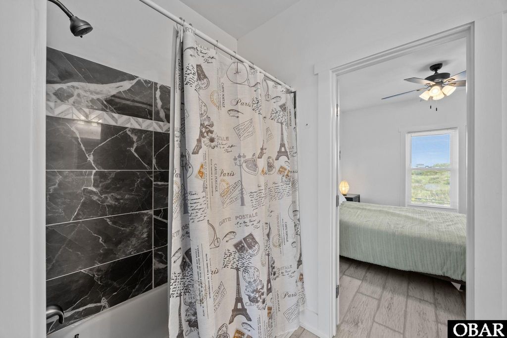 Image 24 of property listing at 24255 Dean Avenue Lot 20, Rodanthe, NC 27968