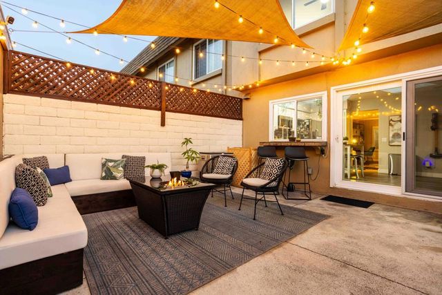 10382 Truckee River Court, Fountain Valley, CA 92708