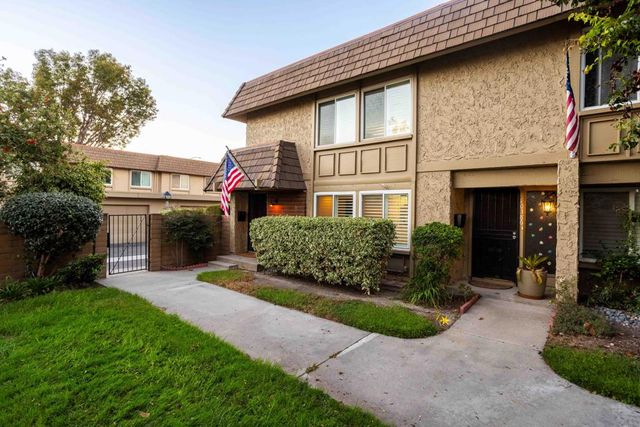 10382 Truckee River Court, Fountain Valley, CA 92708