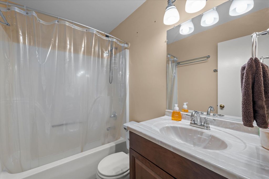 S 4021 WHISPERING PINES Road