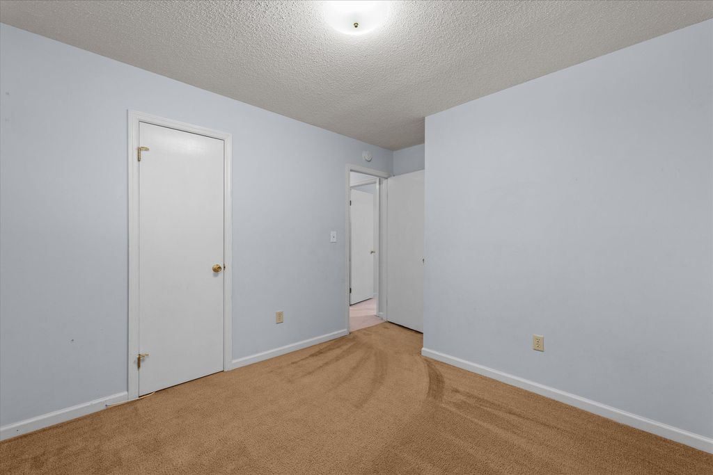 S 4021 WHISPERING PINES Road