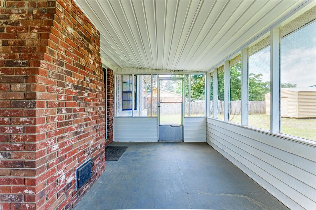 S 4021 WHISPERING PINES Road