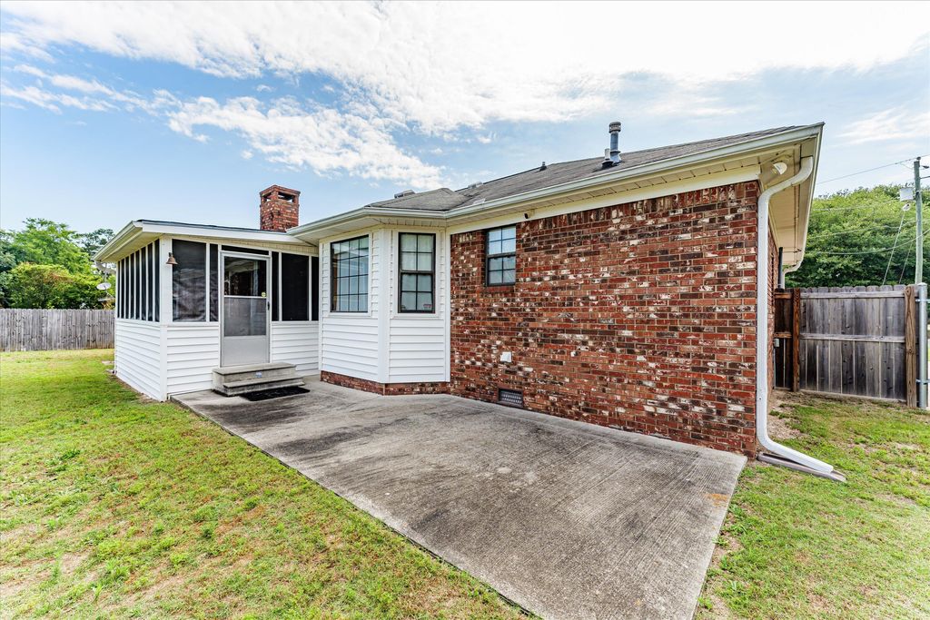 S 4021 WHISPERING PINES Road