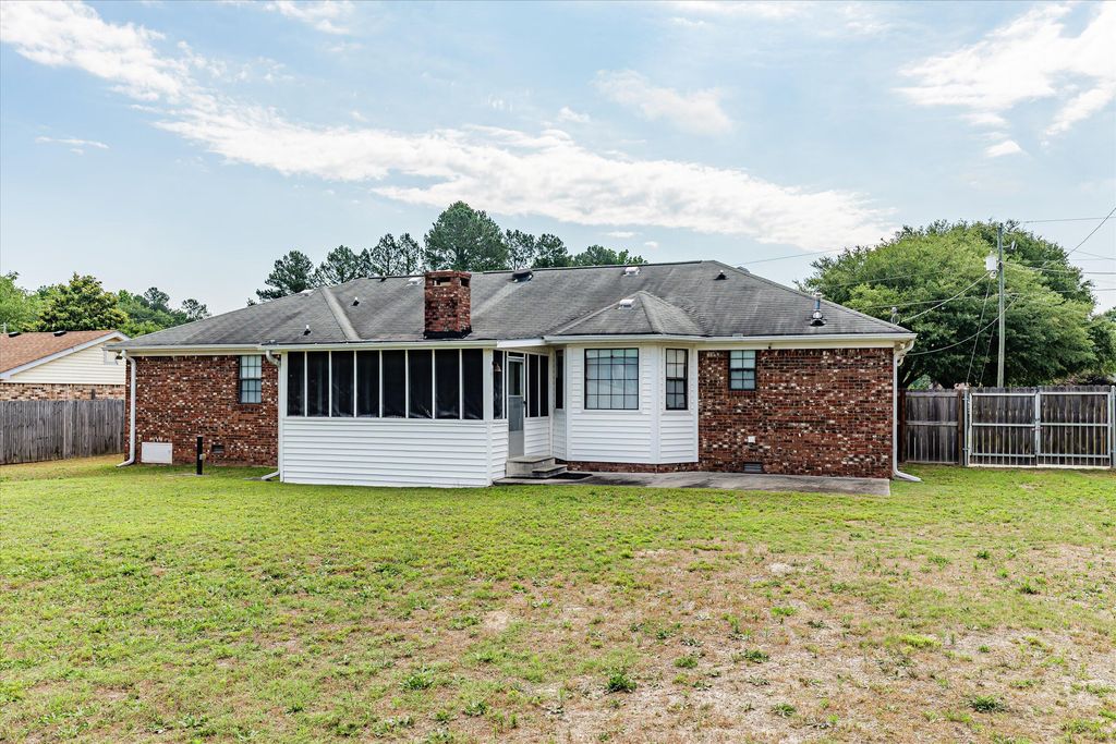 S 4021 WHISPERING PINES Road