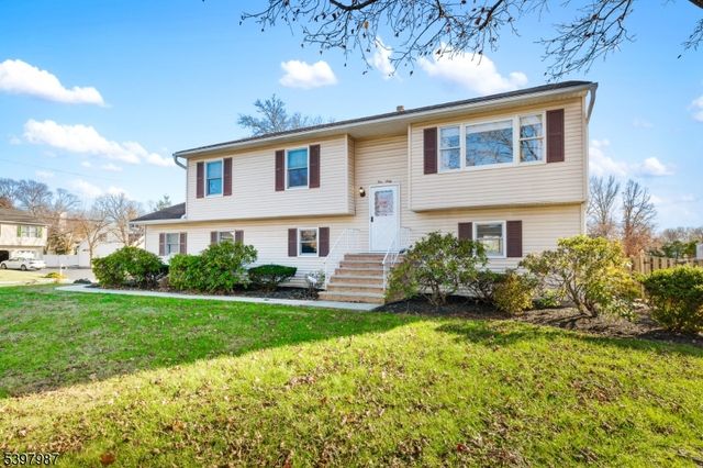 160 Matis St, South Plainfield Boro, NJ 07080