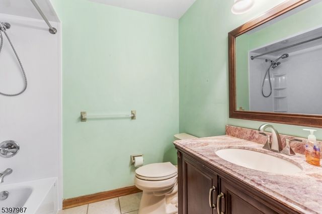 160 Matis St, South Plainfield Boro, NJ 07080