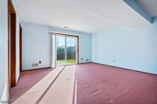 160 Matis St, South Plainfield Boro, NJ 07080