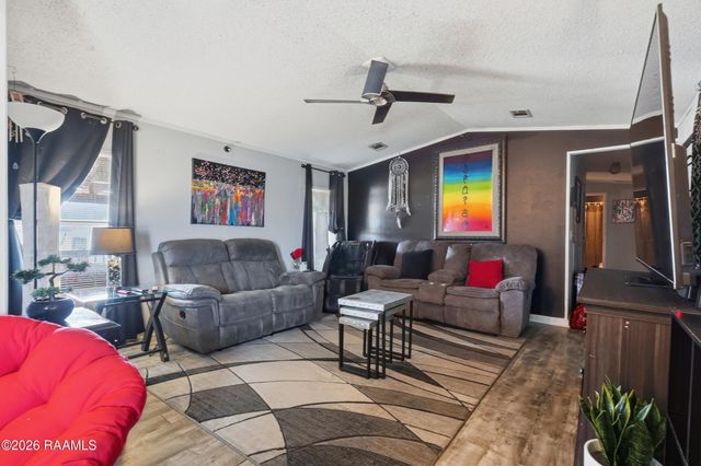 1060 Clayton Castille Road, Breaux Bridge, LA 70517