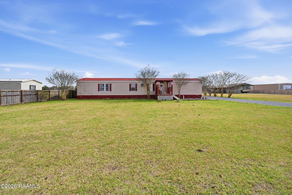 1060 Clayton Castille Road, Breaux Bridge, LA 70517
