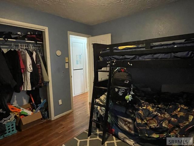 807 Henderson Avenue, Blackfoot, ID 83221