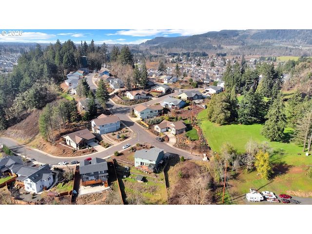 3767 Vitus Ln, Springfield, OR 97477