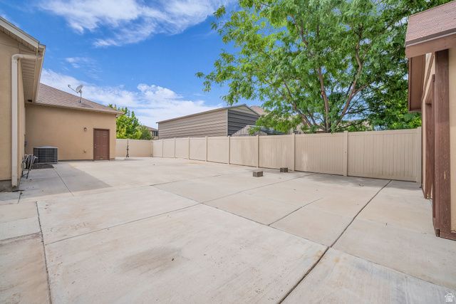 8867 S BORNITE RD, West Jordan, UT 84081