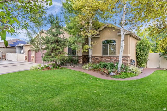 8867 S BORNITE RD, West Jordan, UT 84081