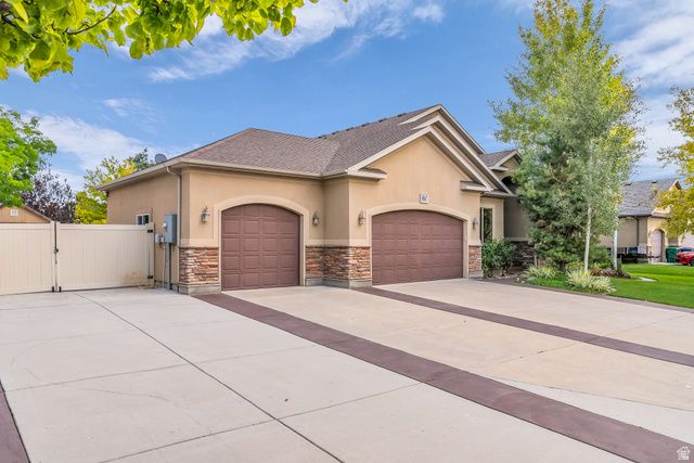 8867 S BORNITE RD, West Jordan, UT 84081