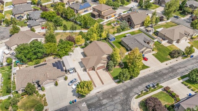 8867 S BORNITE RD, West Jordan, UT 84081