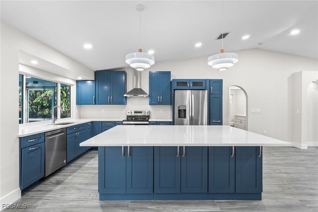 12860 Iona RD, Fort Myers, FL 33908