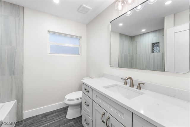 12860 Iona RD, Fort Myers, FL 33908