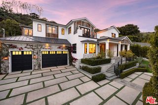 2333 Mandeville Canyon Road, Los Angeles, CA 90049