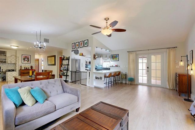 17625 SW 91st Avenue, Palmetto Bay, FL 33157