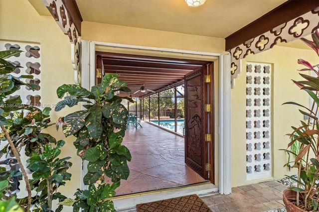 17625 SW 91st Avenue, Palmetto Bay, FL 33157