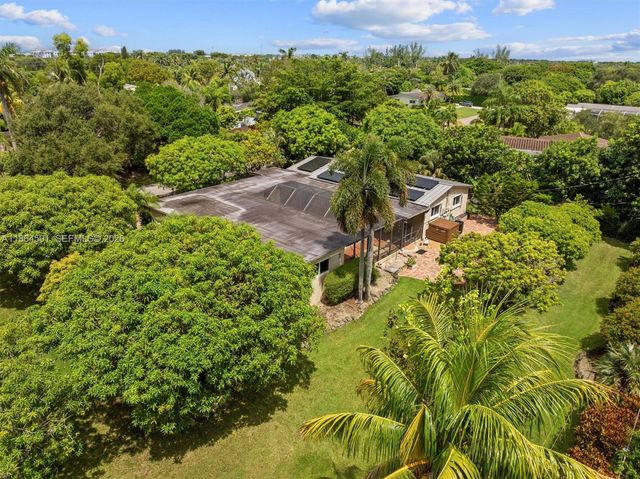 17625 SW 91st Avenue, Palmetto Bay, FL 33157