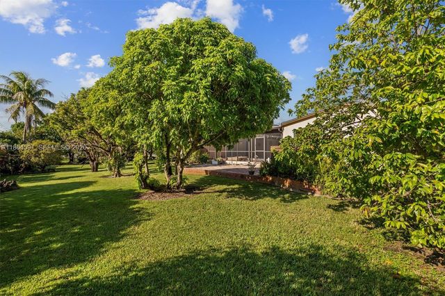 17625 SW 91st Avenue, Palmetto Bay, FL 33157