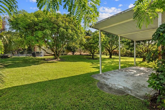 17625 SW 91st Avenue, Palmetto Bay, FL 33157