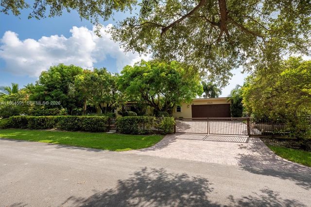 17625 SW 91st Avenue, Palmetto Bay, FL 33157