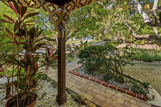 17625 SW 91st Avenue, Palmetto Bay, FL 33157
