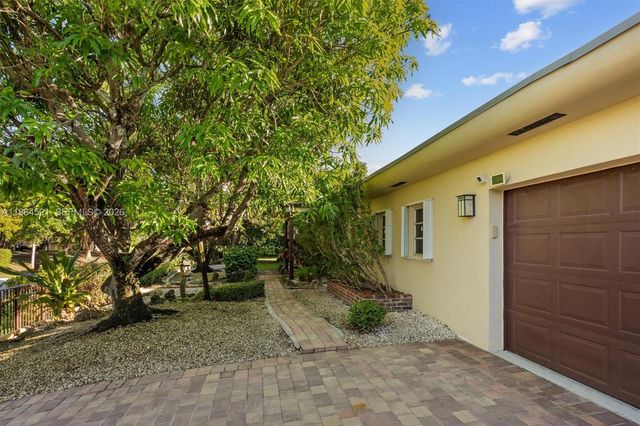 17625 SW 91st Avenue, Palmetto Bay, FL 33157