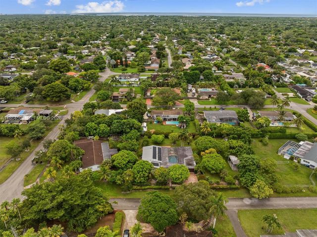 17625 SW 91st Avenue, Palmetto Bay, FL 33157