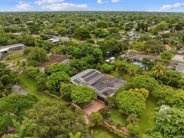 17625 SW 91st Avenue, Palmetto Bay, FL 33157